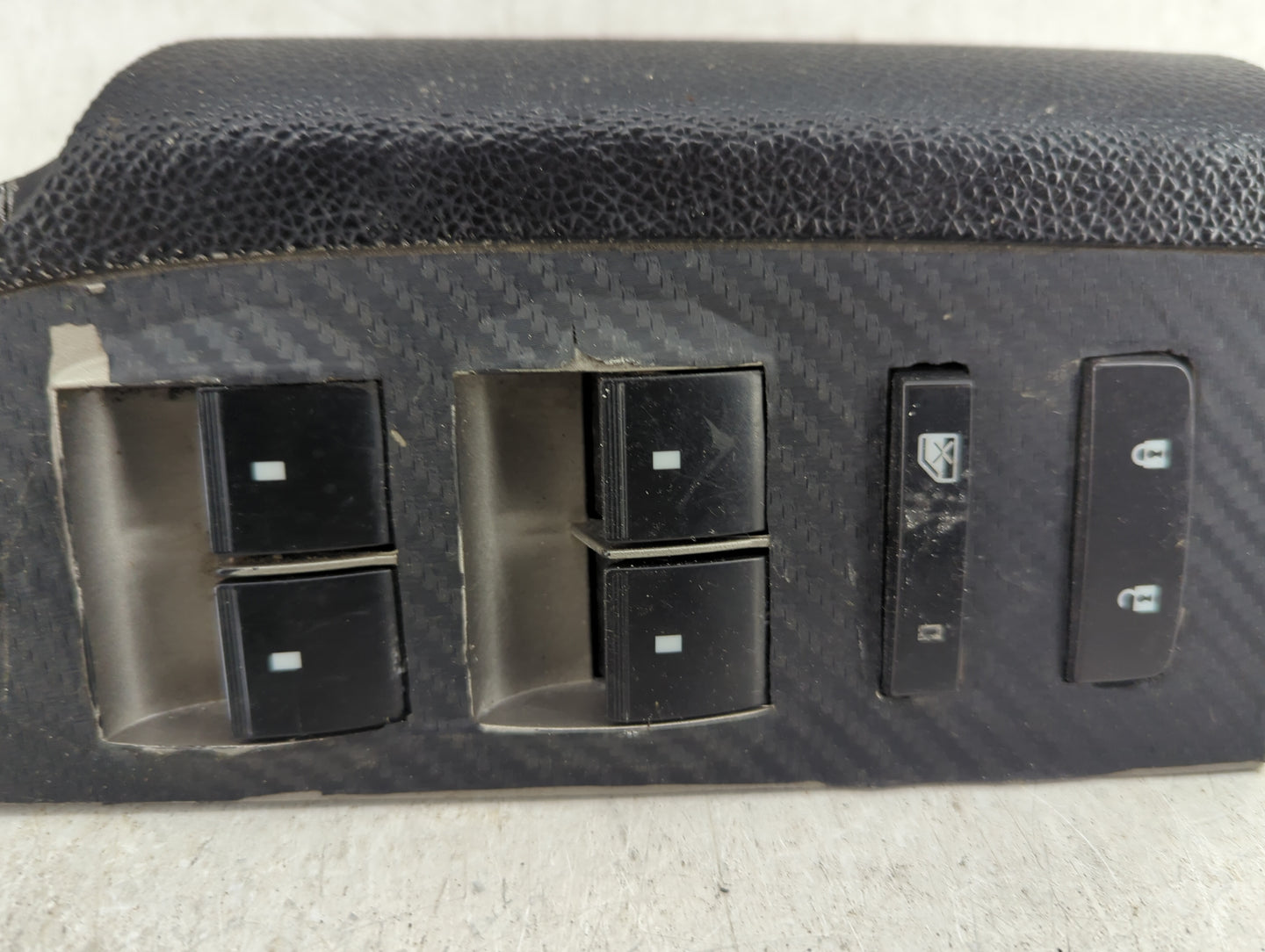 2009 Gmc Sierra 1500 Master Power Window Switch Replacement Driver Side Left P/N:25845693 Fits OEM Used Auto Parts - Oemused