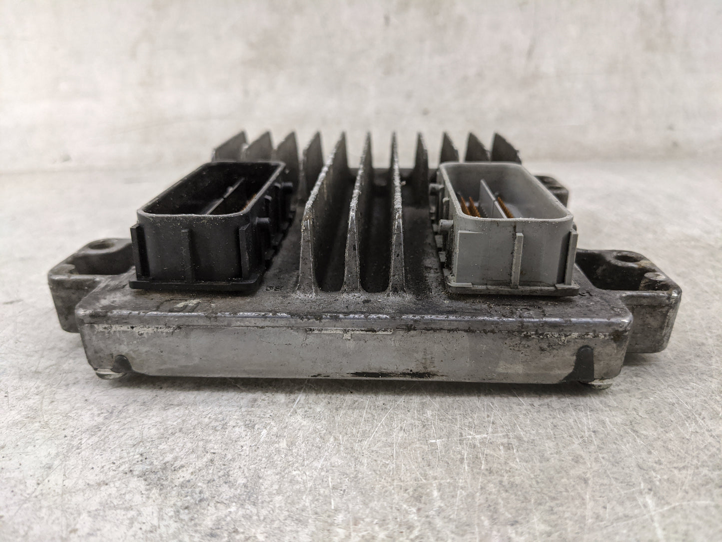 2009 Gmc Sierra 1500 PCM Engine Control Computer ECU ECM PCU OEM P/N:12630500 12625455 Fits Fits 2010 OEM Used Auto Parts - 