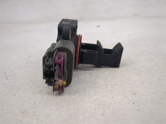 compare product 2009-2013 Gmc Sierra 1500 Mass Air Flow Meter Maf 1485832