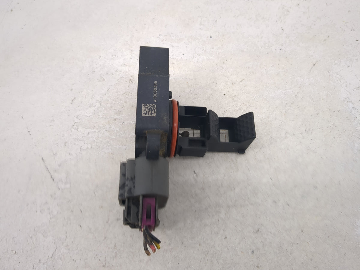 2009-2013 Gmc Sierra 1500 Mass Air Flow Meter Maf Sensor 1485832 - Oemusedautoparts1.com