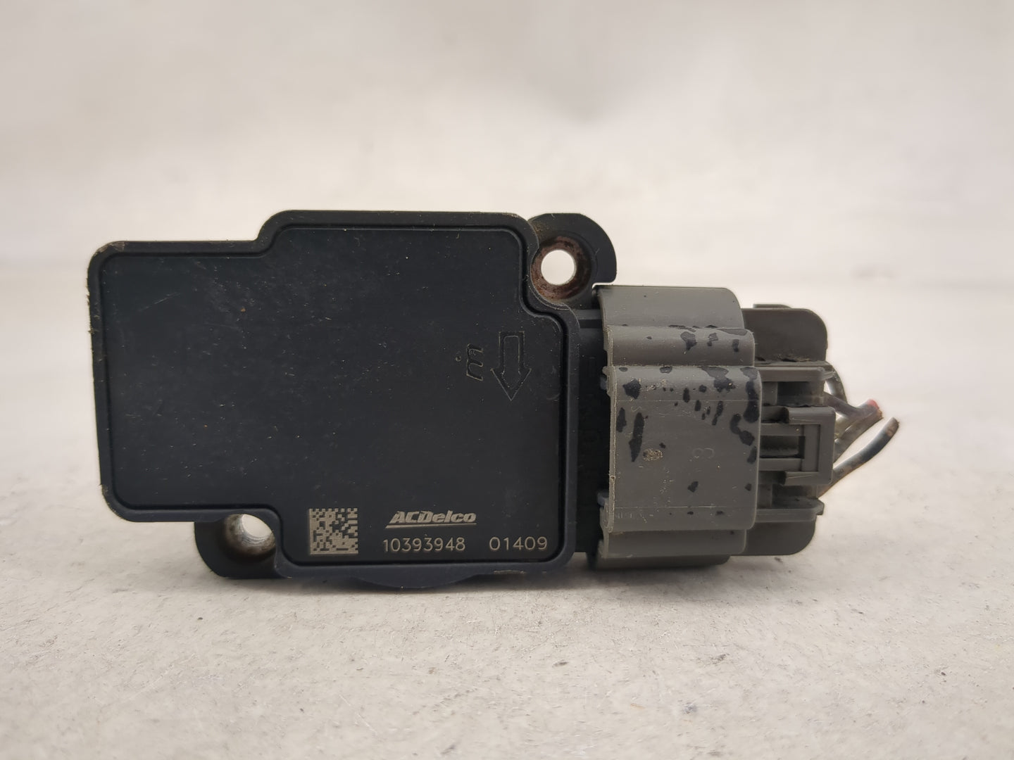 2009-2013 Gmc Sierra 1500 Mass Air Flow Meter Maf 1485832 - Oemusedautoparts1.com