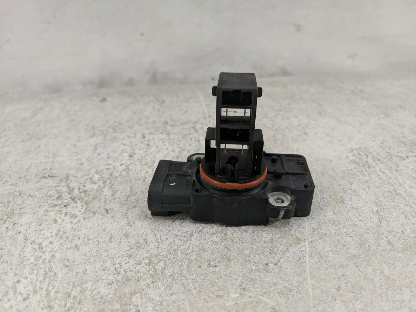 2009-2013 Gmc Sierra 1500 Mass Air Flow Meter Maf 1486446 - Oemusedautoparts1.com