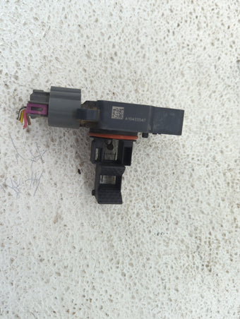 compare product 2009-2013 Gmc Sierra 1500 Mass Air Flow Meter Maf 1487827
