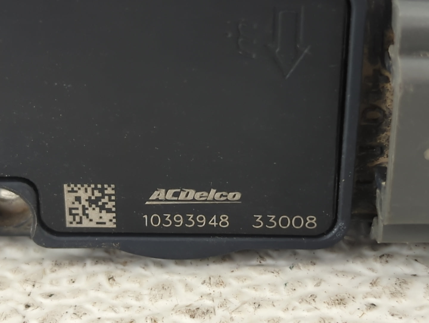 2009-2013 Gmc Sierra 1500 Mass Air Flow Meter Maf 1487827 - Oemusedautoparts1.com