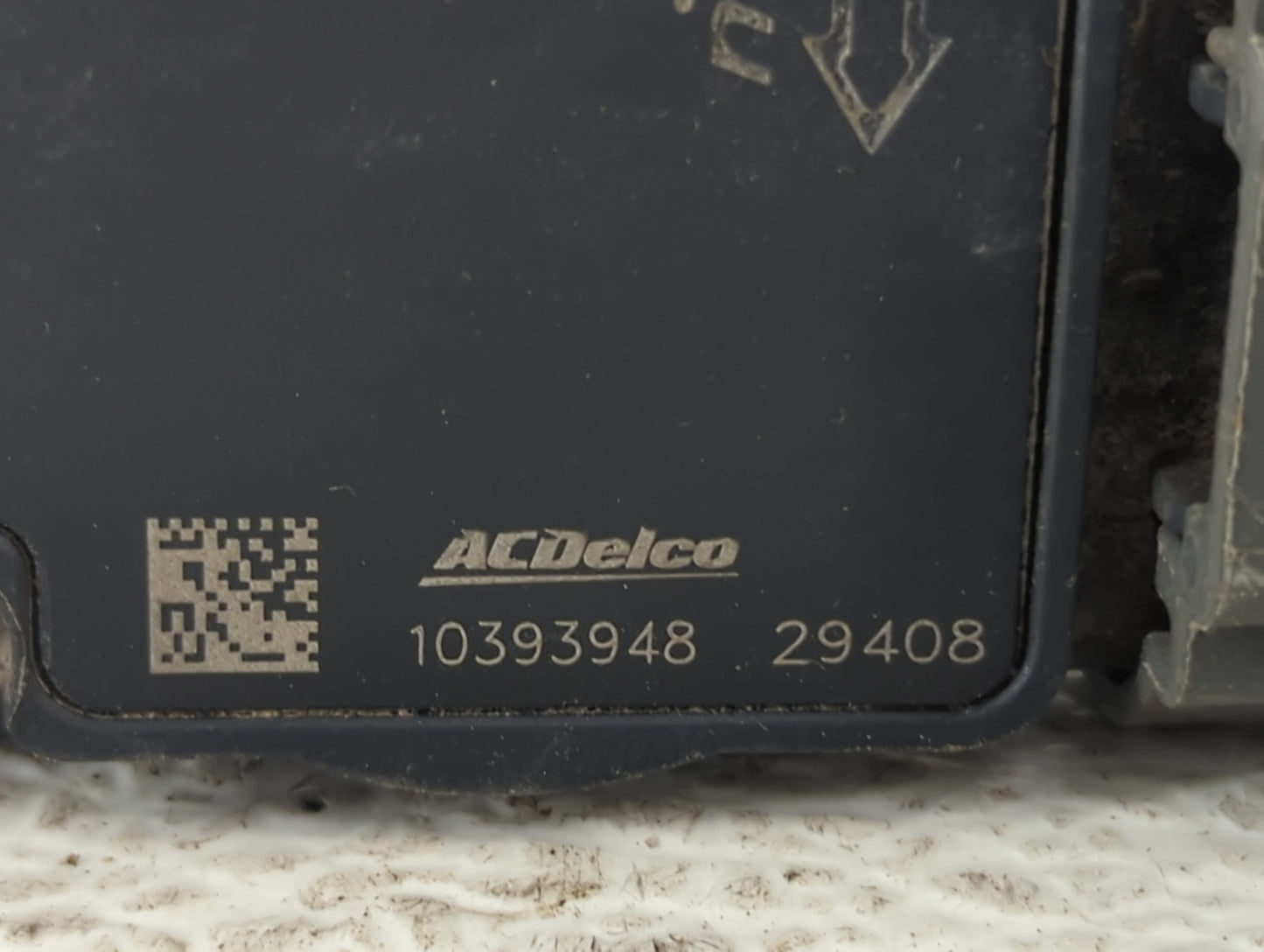 2009-2013 Gmc Sierra 1500 Mass Air Flow Meter Maf 1487855 - Oemusedautoparts1.com