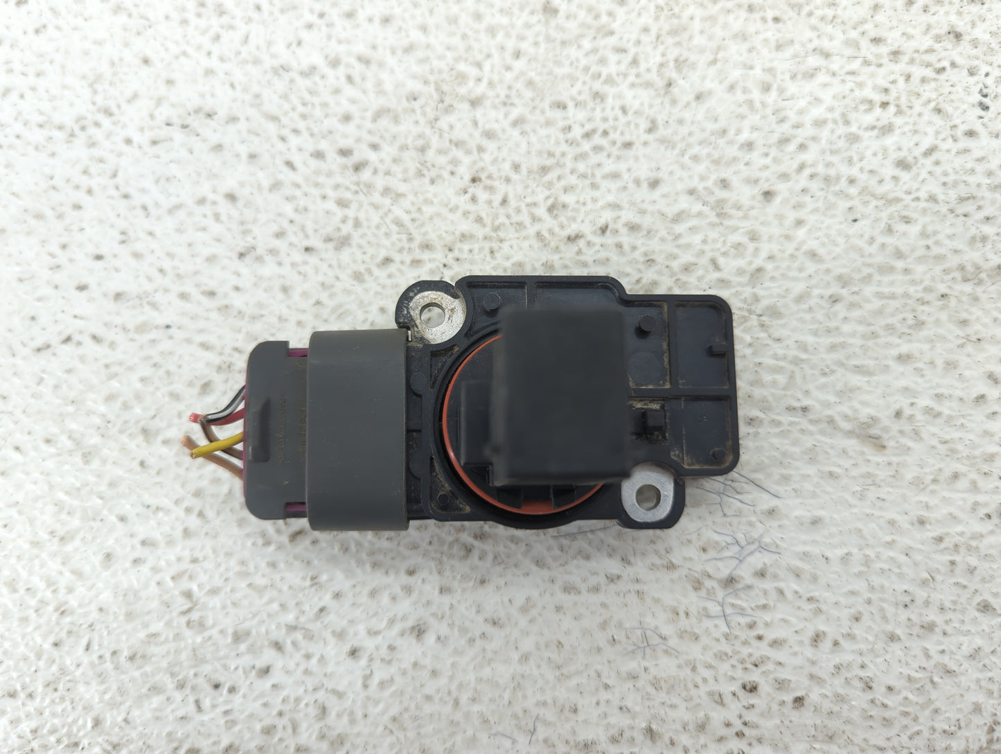 2009-2013 Gmc Sierra 1500 Mass Air Flow Meter Maf 1487855 - Oemusedautoparts1.com