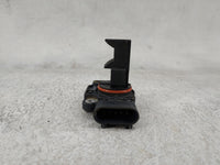 2009-2013 Gmc Sierra 1500 Mass Air Flow Meter Maf Sensor 1488039 - Oemusedautoparts1.com