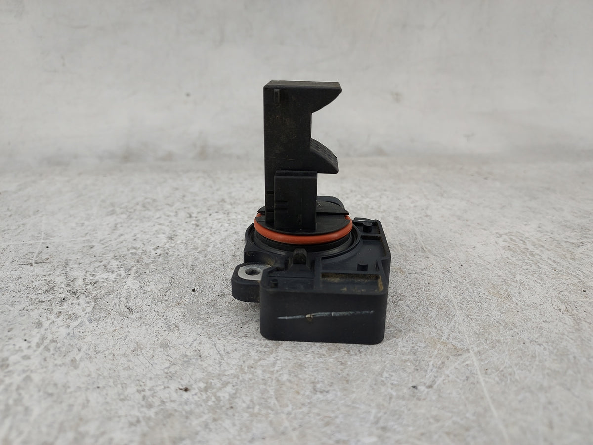 2009-2013 Gmc Sierra 1500 Mass Air Flow Meter Maf Sensor 1488039 - Oemusedautoparts1.com