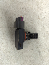 2009-2013 Gmc Sierra 1500 Mass Air Flow Meter Maf 1489876 - Oemusedautoparts1.com