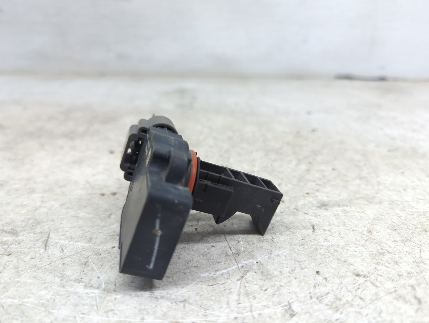 2009-2013 Gmc Sierra 1500 Mass Air Flow Meter Maf 1489876 - Oemusedautoparts1.com