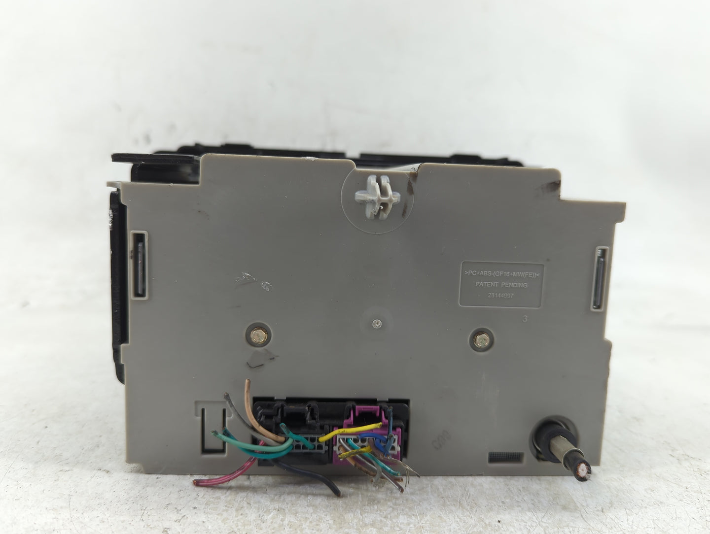 2007-2013 Gmc Sierra 1500 Radio AM FM Cd Player Receiver Replacement P/N:25941137 Fits OEM Used Auto Parts - Oemusedautopart