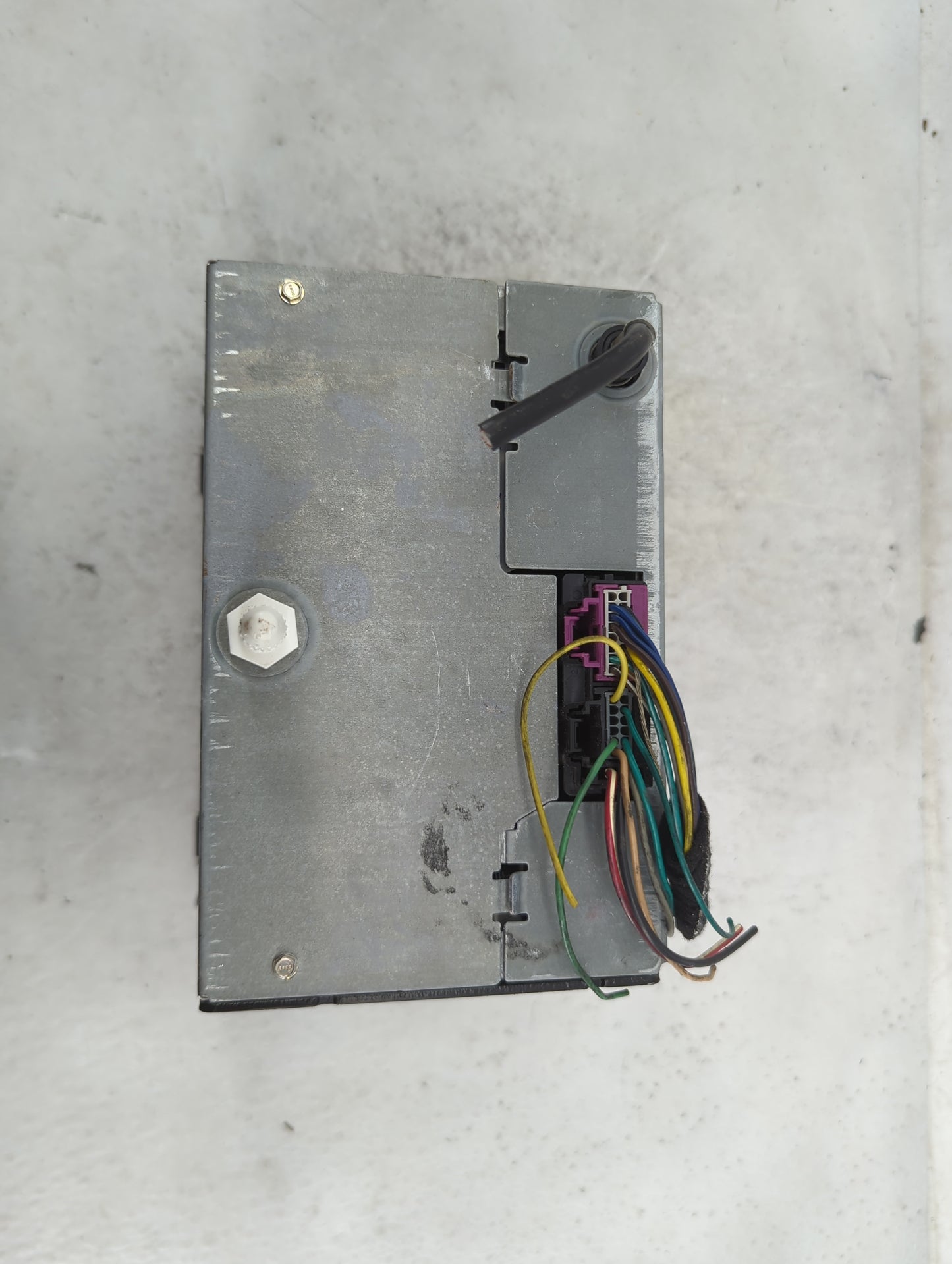 Gmc Sierra 2500 Radio Cd Changer 28150522|25974802 - Oemusedautoparts1.com