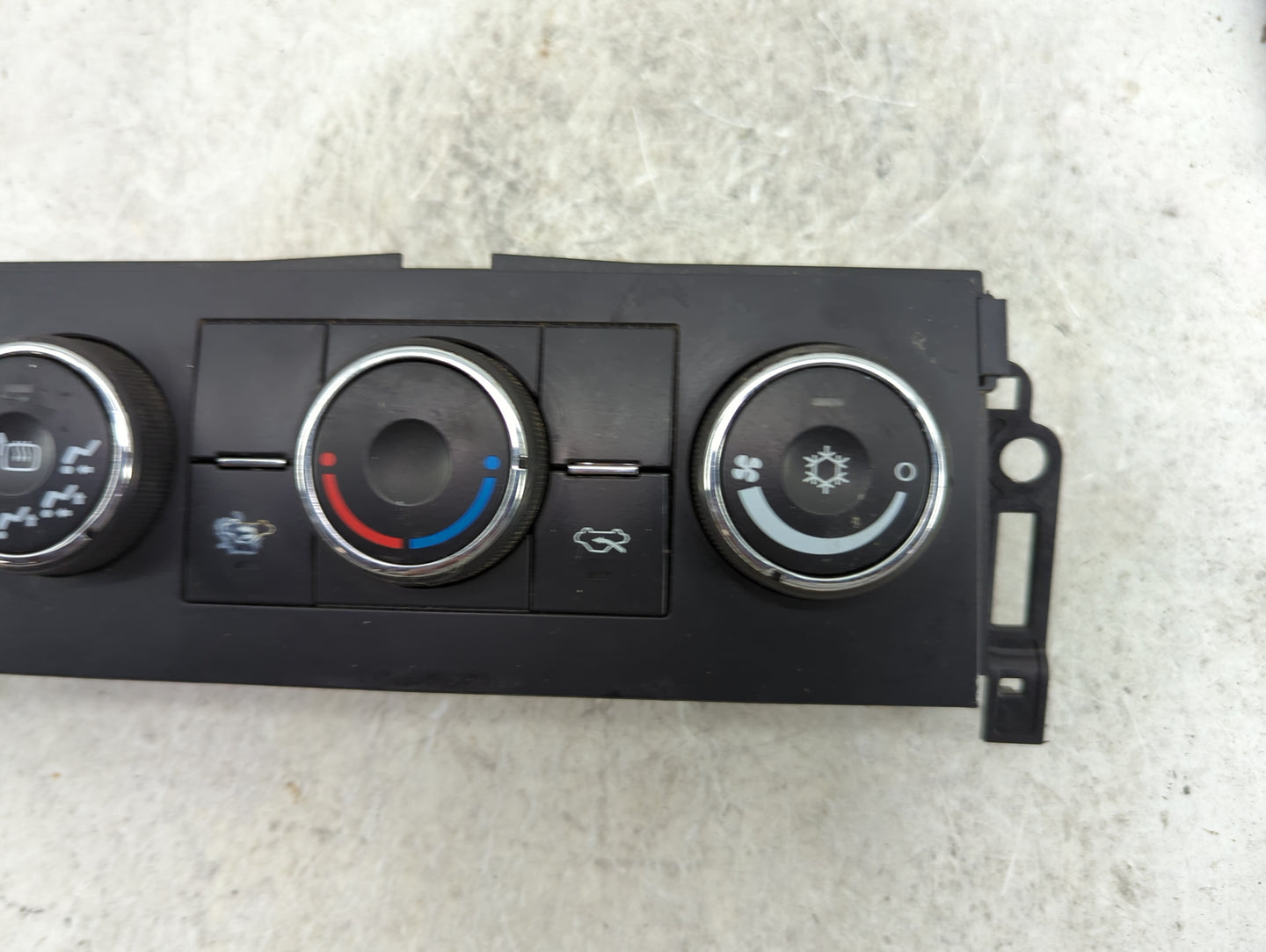 2007-2009 Gmc Sierra 2500 Climate Control Module Temperature AC/Heater Replacement Fits Fits 2007 2008 2009 OEM Used Auto Pa