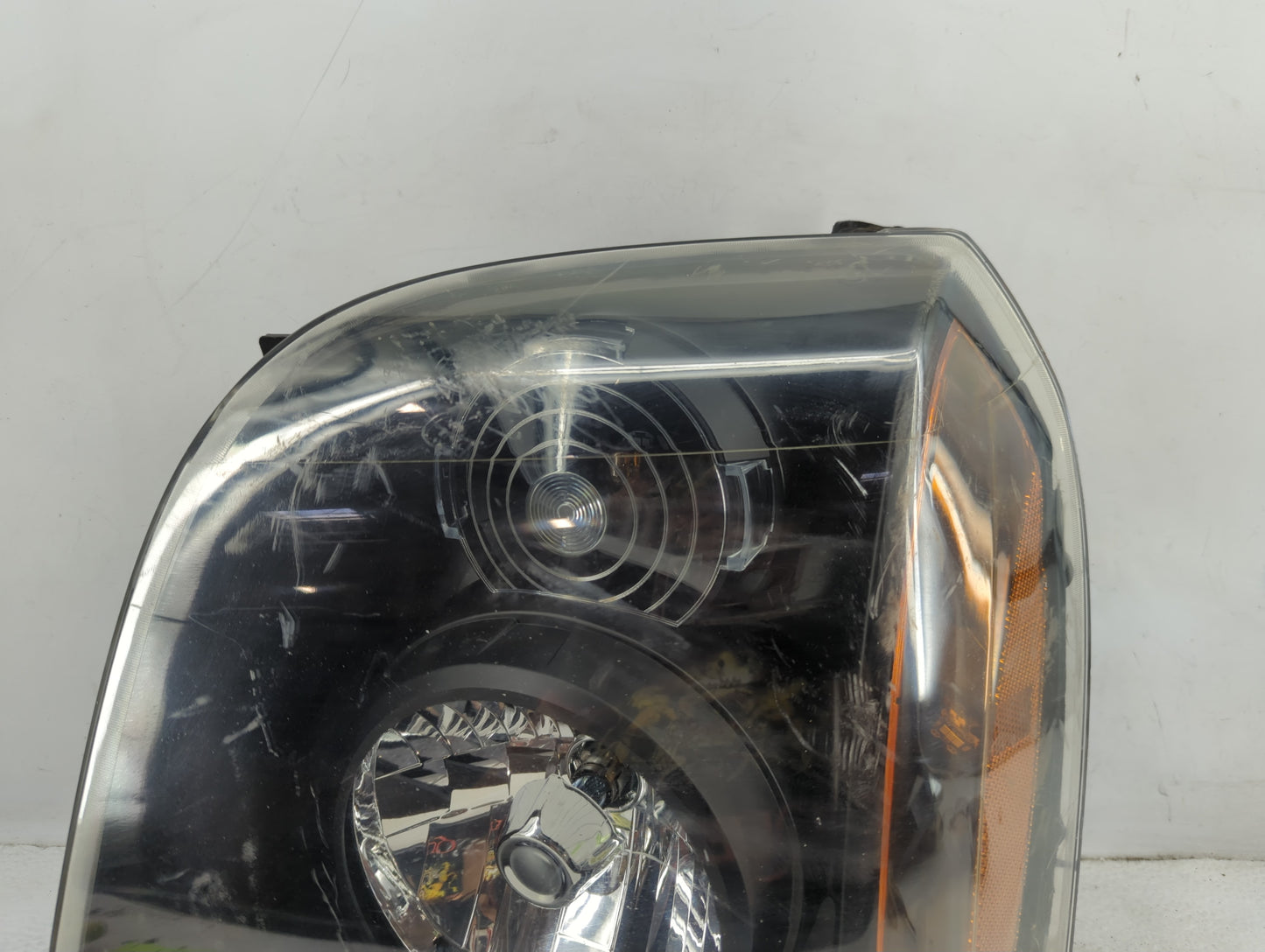 2007-2014 Gmc Yukon Driver Left Oem Head Light Headlight Lamp - Oemusedautoparts1.com