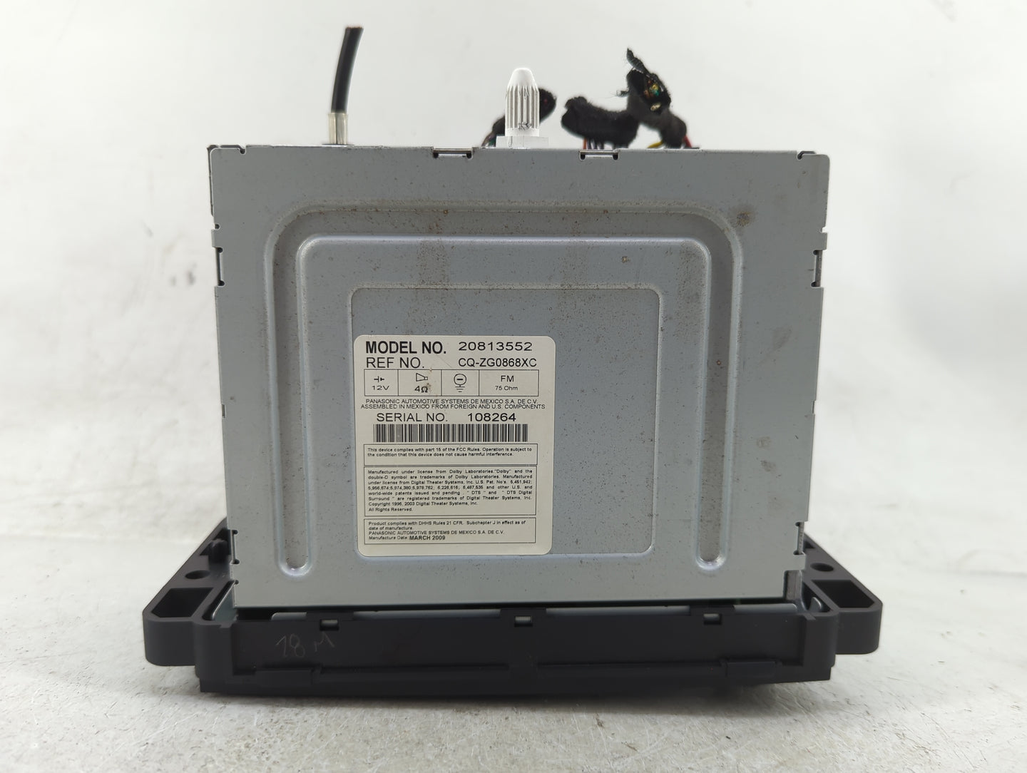 2009 Gmc Yukon Radio AM FM Cd Player Receiver Replacement P/N:20813552 Fits OEM Used Auto Parts - Oemusedautoparts1.com