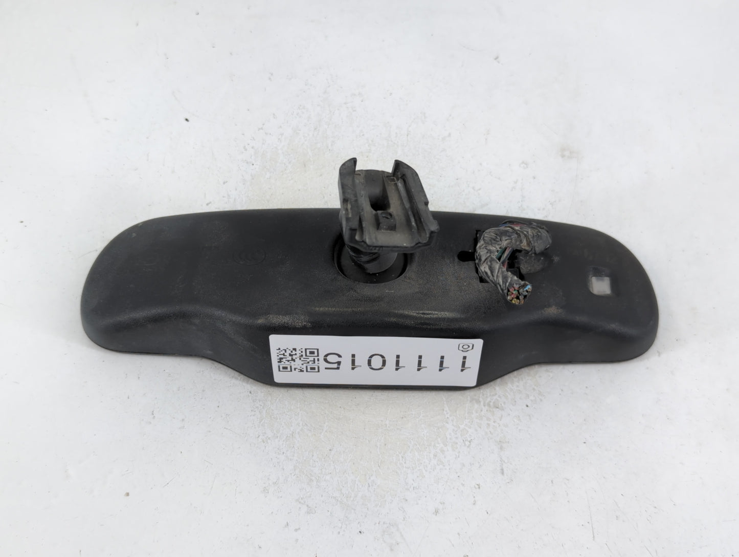 2009 Gmc Yukon Interior Rear View Mirror Replacement OEM P/N:E11025898 Fits OEM Used Auto Parts - Oemusedautoparts1.com