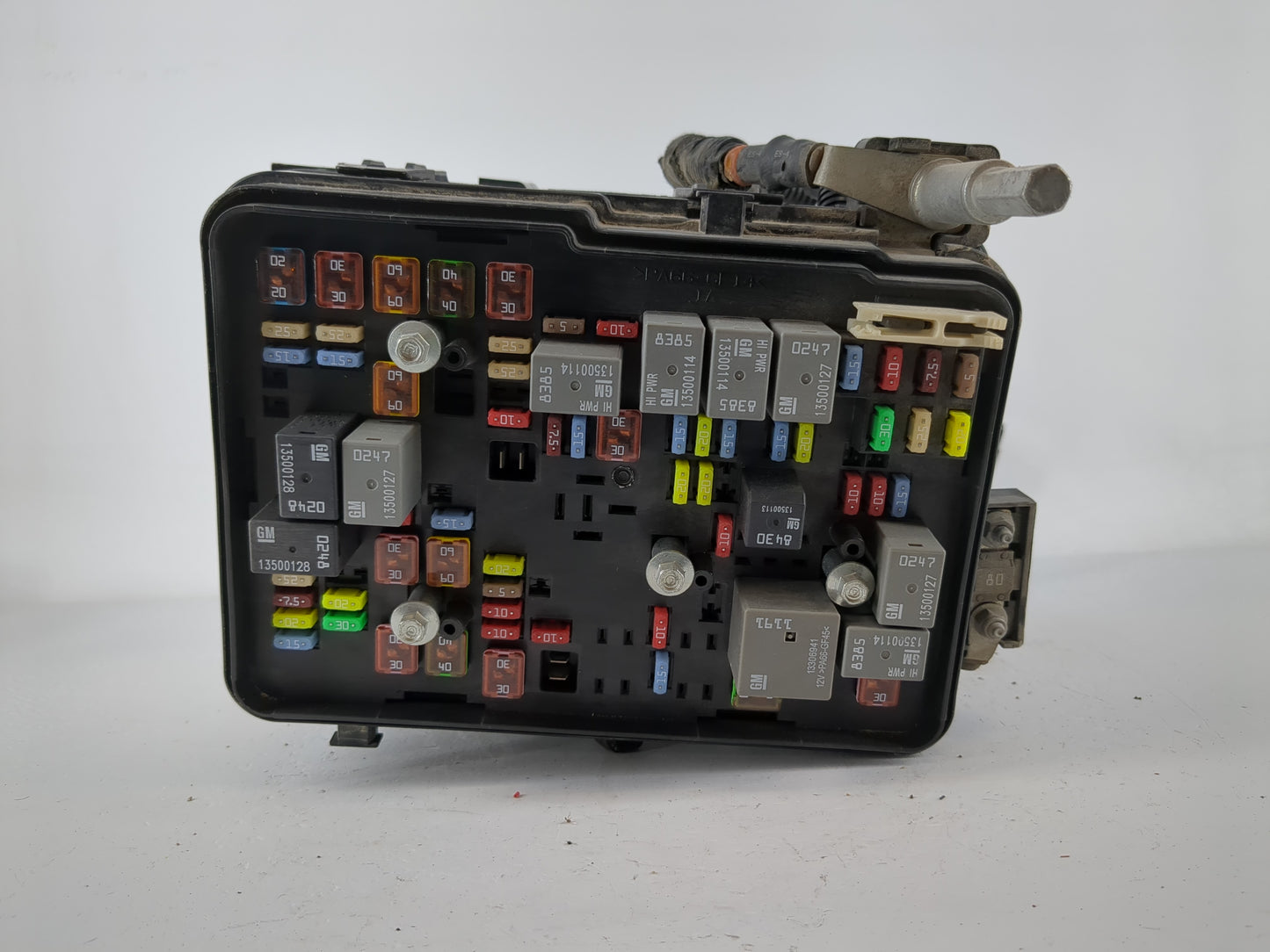 2007-2009 Gmc Yukon Fusebox Fuse Box Panel Relay Module P/N:22865686 Fits Fits 2007 2008 2009 OEM Used Auto Parts - Oemuseda
