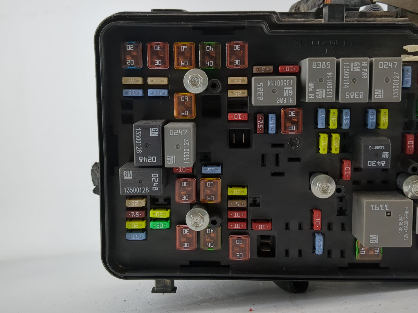 2007-2009 Gmc Yukon Fusebox Fuse Box Panel Relay Module P/N:22865686 Fits Fits 2007 2008 2009 OEM Used Auto Parts - Oemuseda
