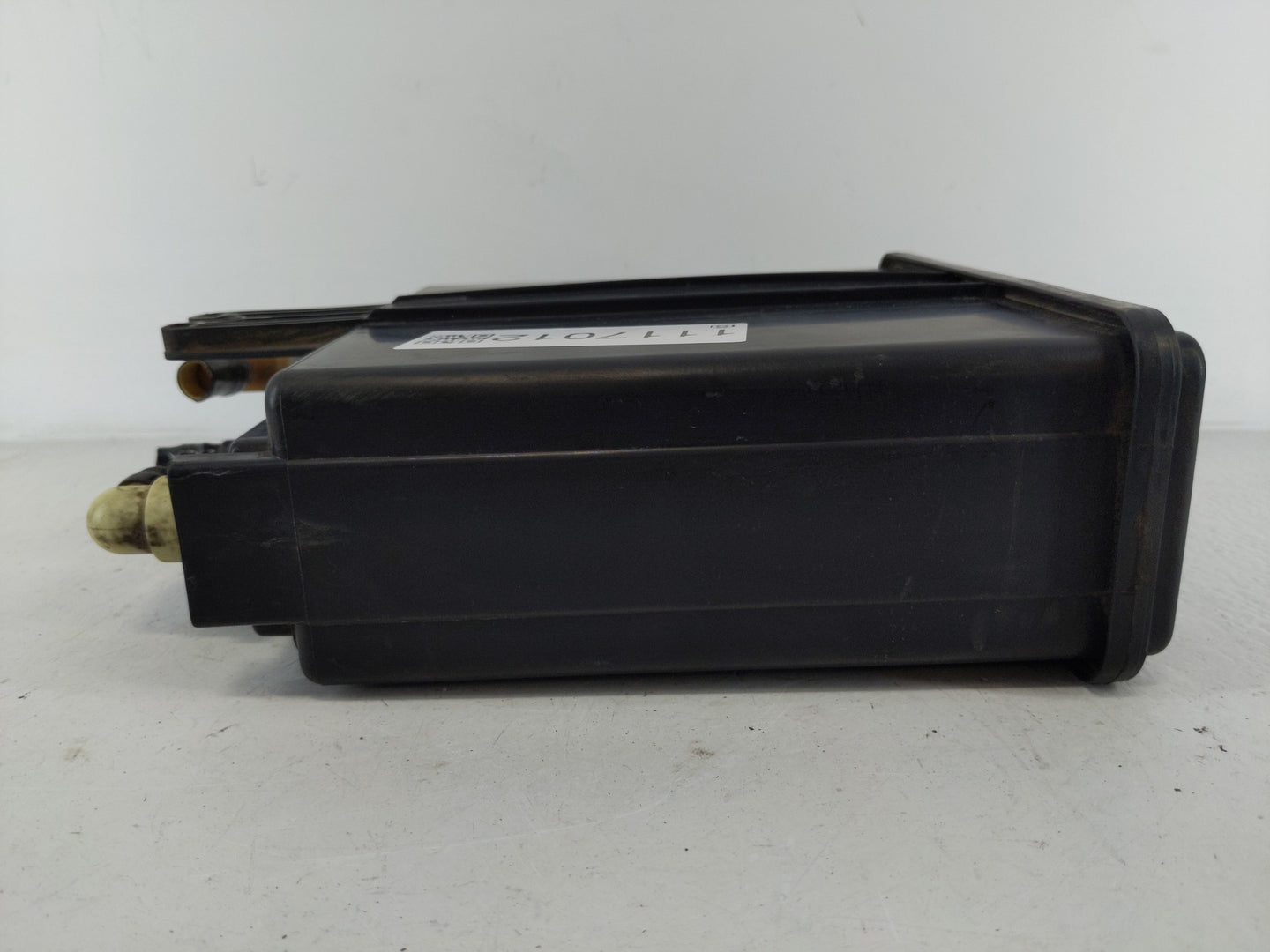 2009 Gmc Yukon Fuel Vapor Charcoal Canister - Oemusedautoparts1.com