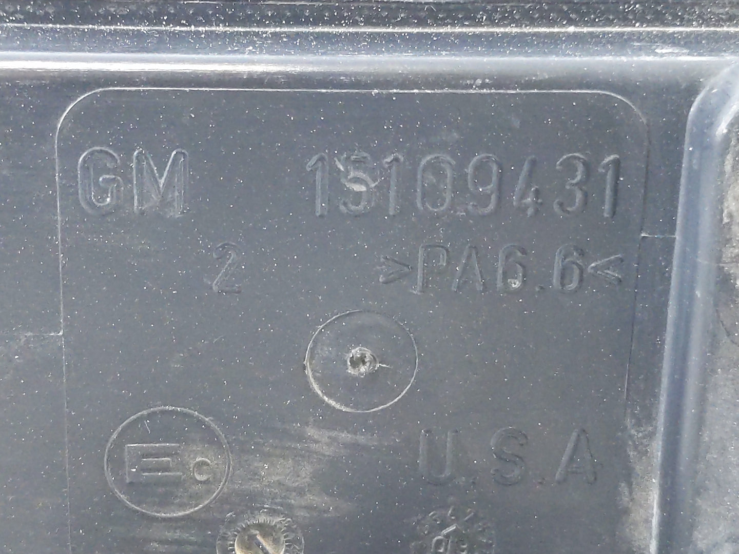 2009 Gmc Yukon Fuel Vapor Charcoal Canister - Oemusedautoparts1.com