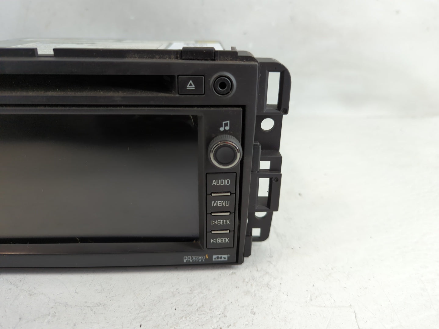 2009 Gmc Yukon Radio AM FM Cd Player Receiver Replacement P/N:20862567 Fits OEM Used Auto Parts - Oemusedautoparts1.com