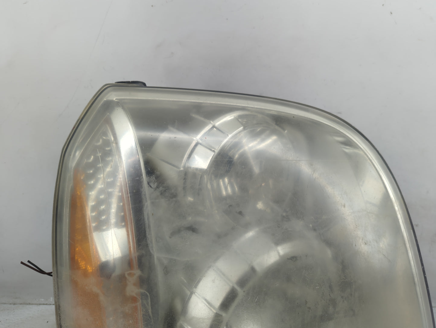 2007-2014 Gmc Yukon Passenger Right Oem Head Light Headlight Lamp - Oemusedautoparts1.com