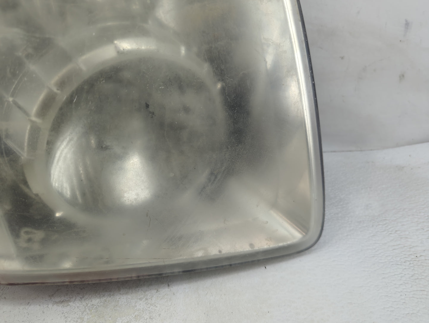 2007-2014 Gmc Yukon Passenger Right Oem Head Light Headlight Lamp - Oemusedautoparts1.com