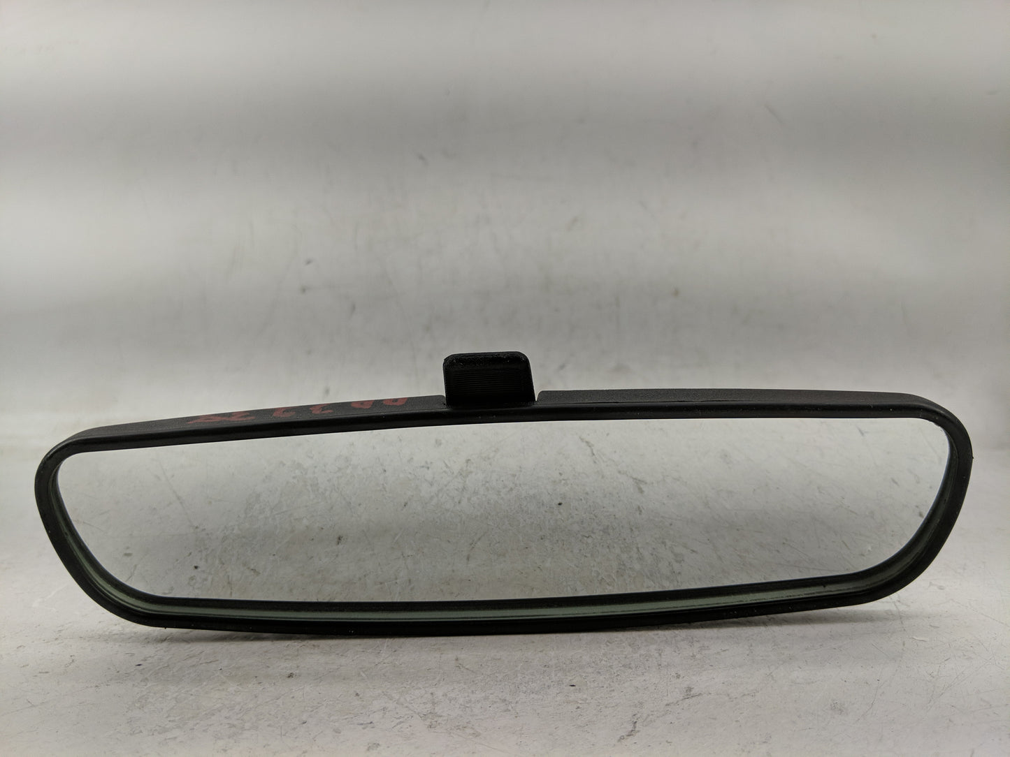 2009 Gmc Yukon Interior Rear View Mirror Replacement OEM P/N:E8011681 Fits OEM Used Auto Parts - Oemusedautoparts1.com