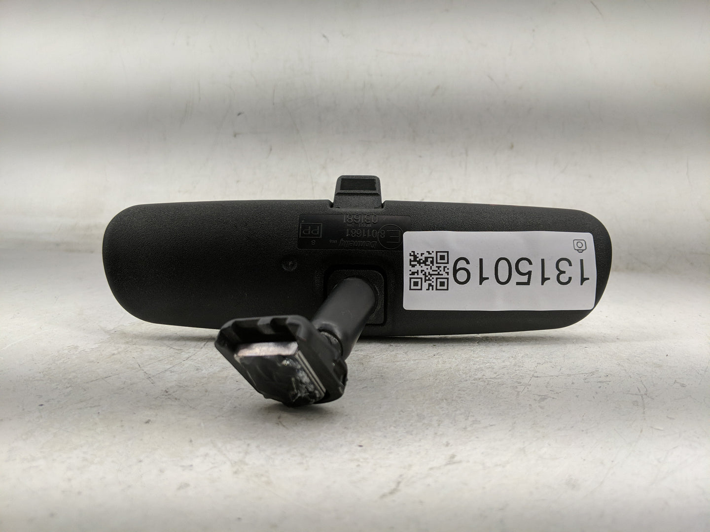 2009 Gmc Yukon Interior Rear View Mirror Replacement OEM P/N:E8011681 Fits OEM Used Auto Parts - Oemusedautoparts1.com