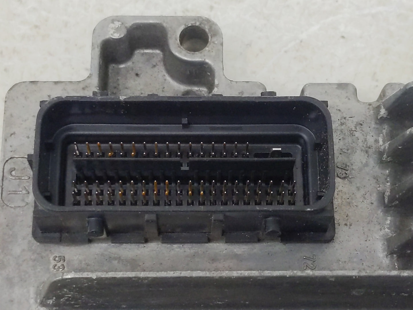 2009-2010 Gmc Yukon PCM Engine Control Computer ECU ECM PCU OEM P/N:12630500 Fits Fits 2009 2010 OEM Used Auto Parts - Oemus