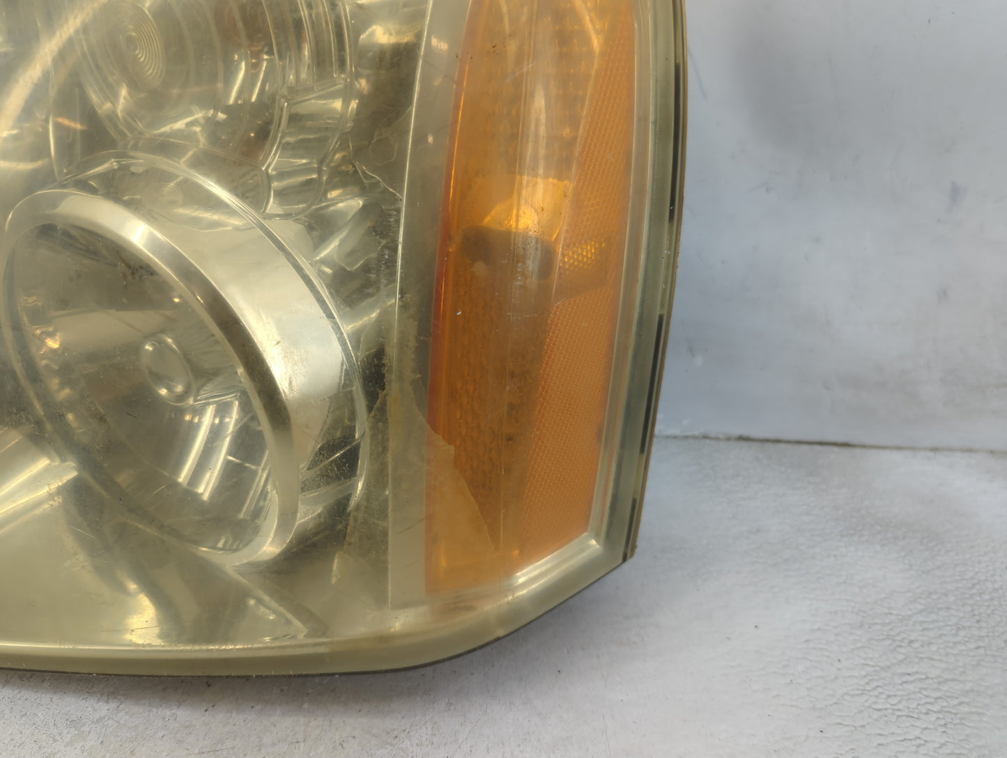 2007-2014 Gmc Yukon Driver Left Oem Head Light Headlight Lamp - Oemusedautoparts1.com
