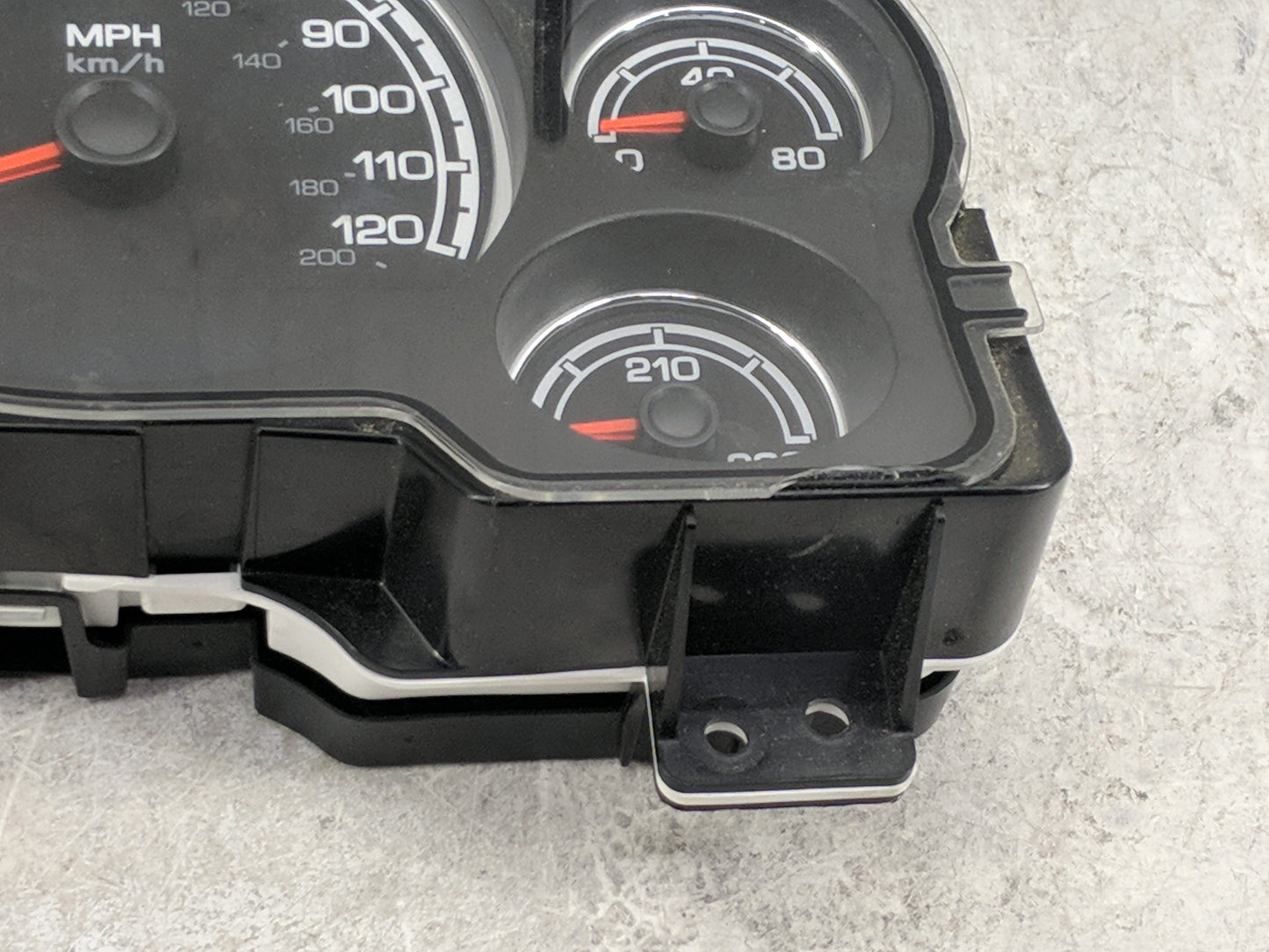 2008-2011 Gmc Yukon Instrument Cluster Speedometer Gauges P/N:25885599 50H8NFA080560009 Miles: Fits Fits 2008 2009 2010 2011