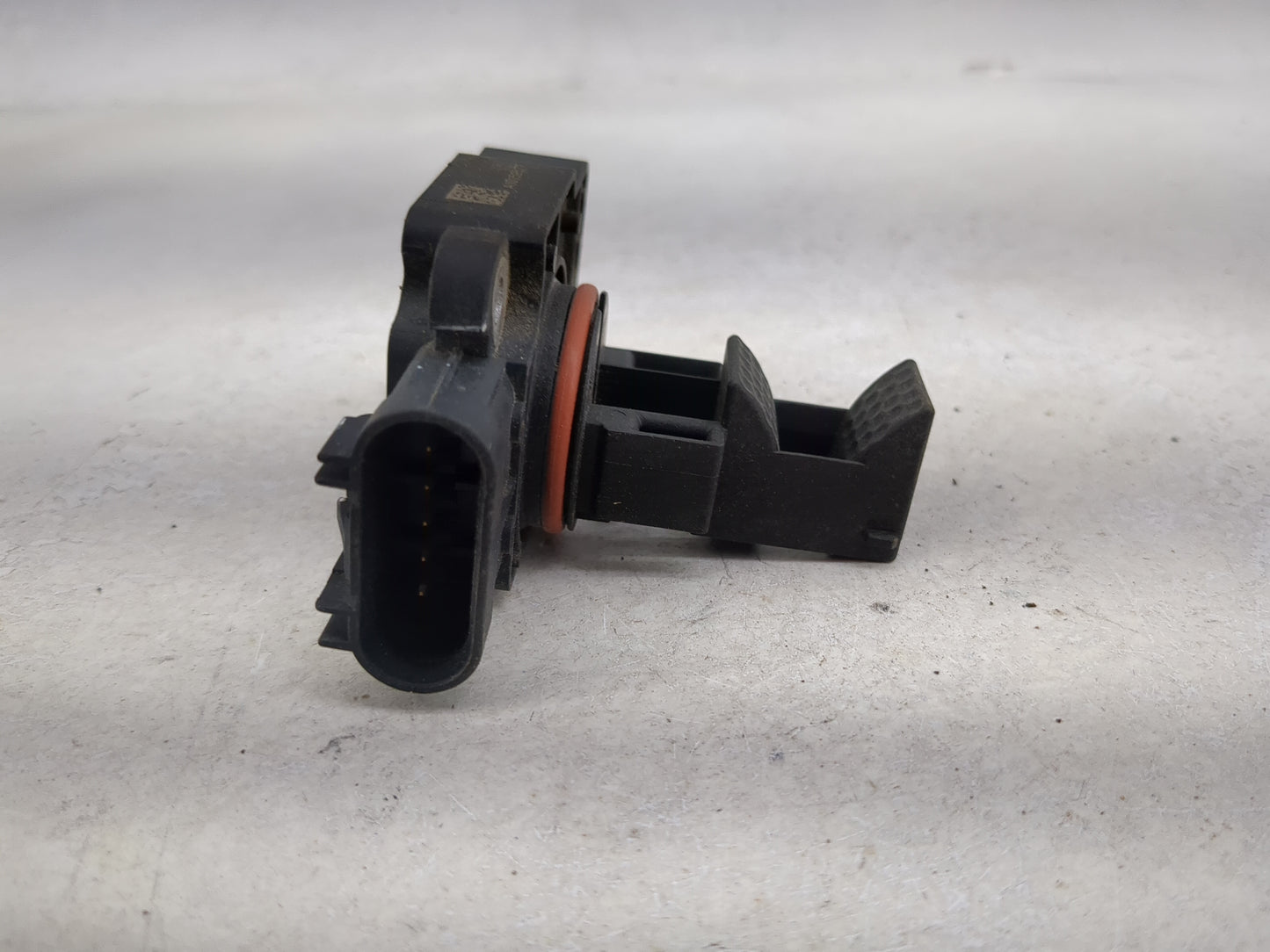 2009-2014 Gmc Yukon Mass Air Flow Meter Maf 1486690 - Oemusedautoparts1.com