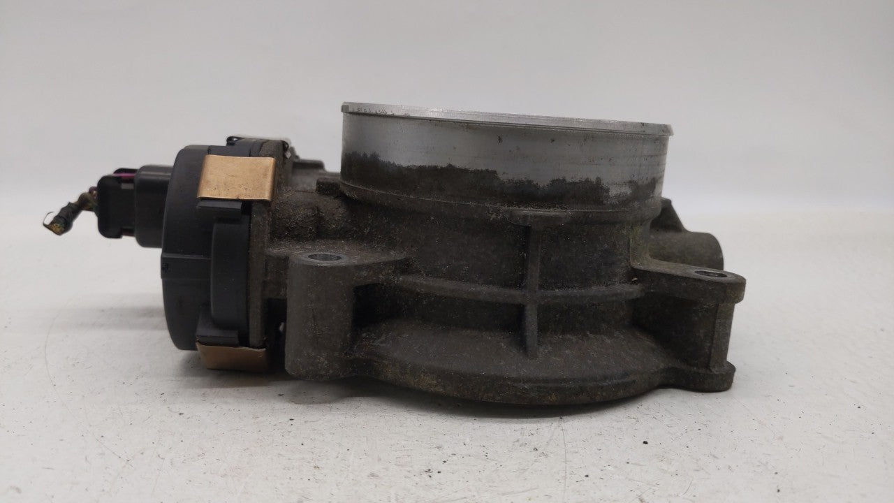2009-2014 Gmc Yukon Throttle Body P/N:TB1032 RME87 Fits Fits 2009 2010 2011 2012 2013 2014 2015 OEM Used Auto Parts - Oemuse