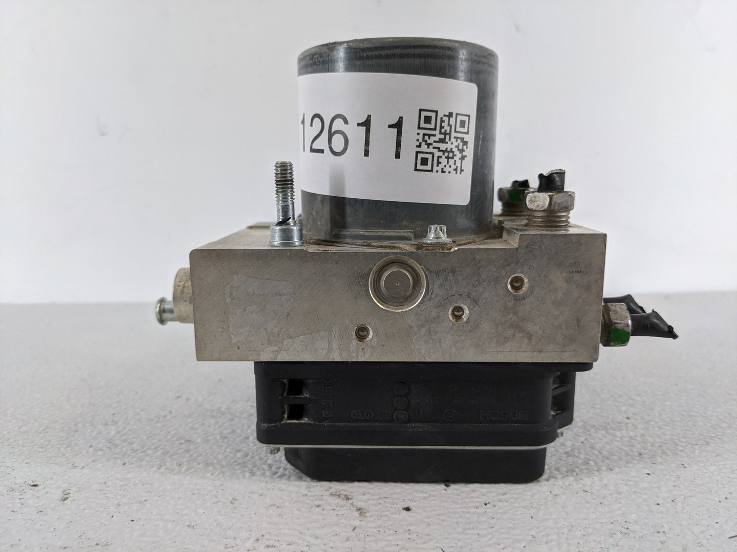 2009-2014 Gmc Yukon Xl ABS Pump Control Module Replacement P/N:25834197 Fits Fits 2009 2010 2011 2012 2013 2014 OEM Used Aut