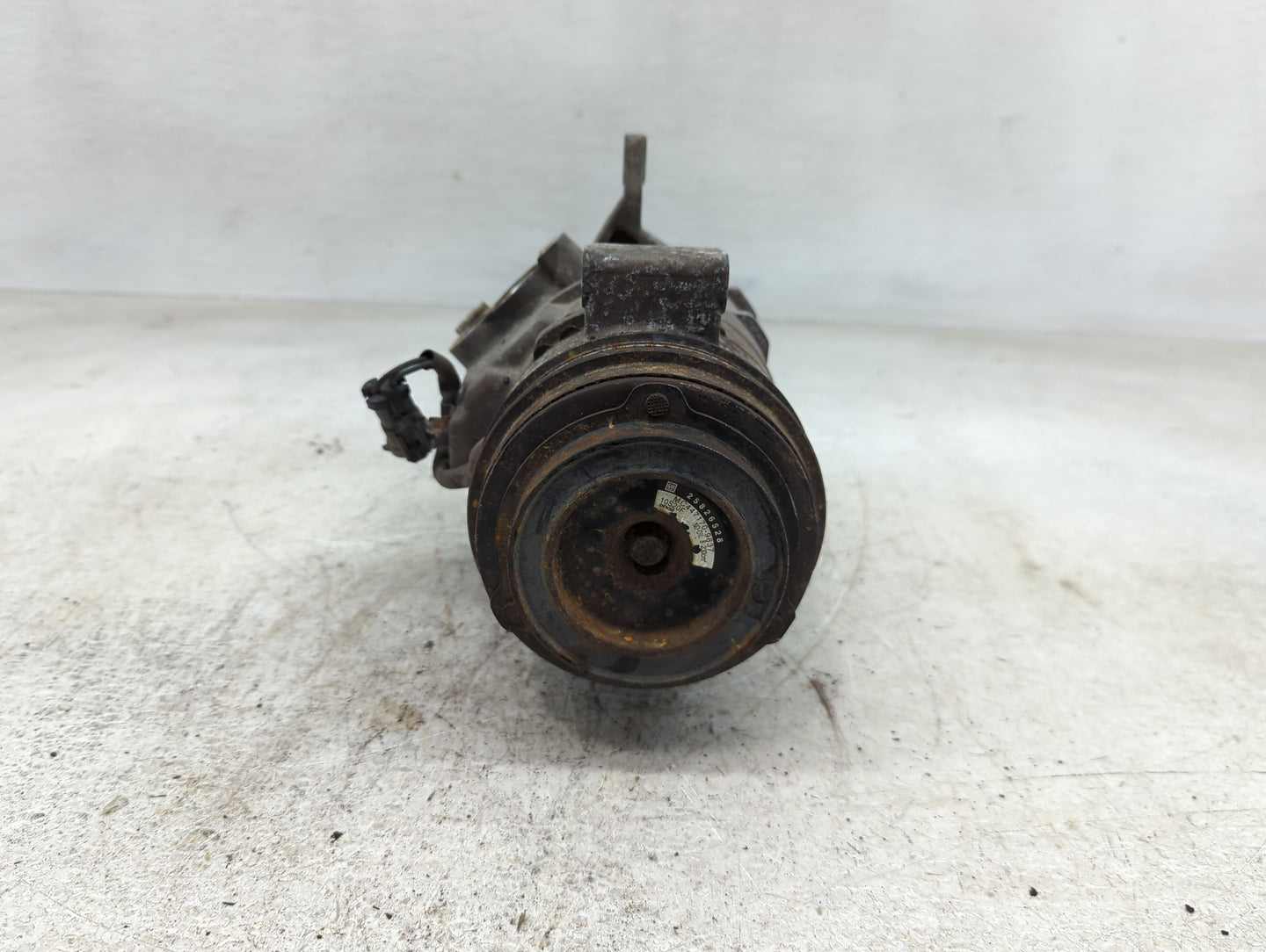 2003-2009 Gmc Yukon Xl 1500 Air Conditioning A/c Ac Compressor Oem - Oemusedautoparts1.com