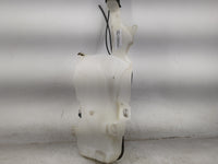 2007-2014 Gmc Yukon Xl 1500 Windshield Washer Fluid Reservoir Bottle Oem - Oemusedautoparts1.com