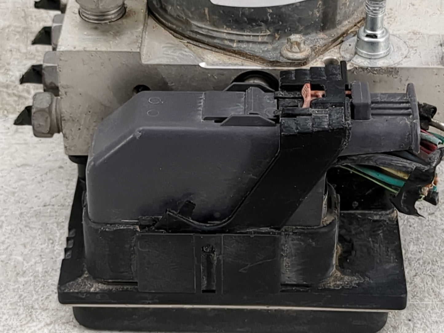 2009-2014 Gmc Yukon Xl 1500 ABS Pump Control Module Replacement P/N:0 265 103 02 Fits Fits 2009 2010 2011 2012 2013 2014 OEM