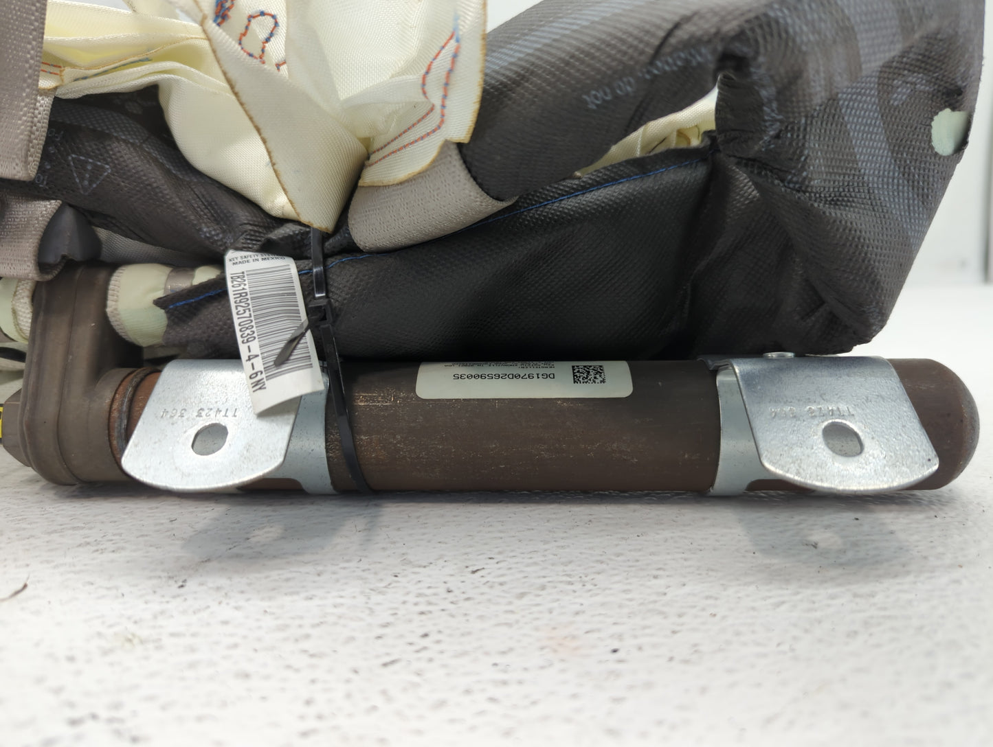 2007-2009 Gmc Yukon Xl 1500 Air Bag Passenger Right Dashboard Oem - Oemusedautoparts1.com