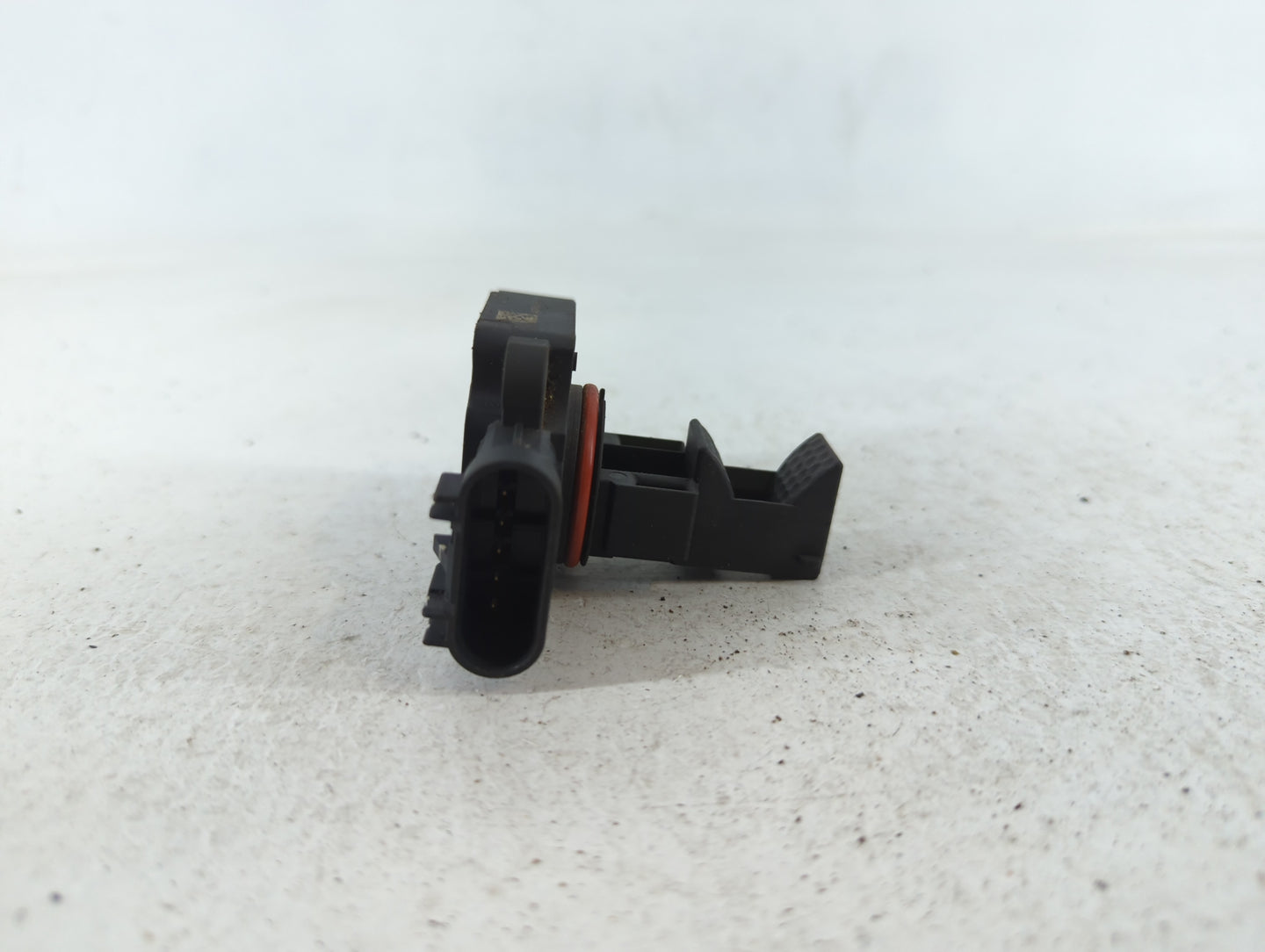 2009-2014 Gmc Yukon Xl 1500 Mass Air Flow Meter Maf - Oemusedautoparts1.com