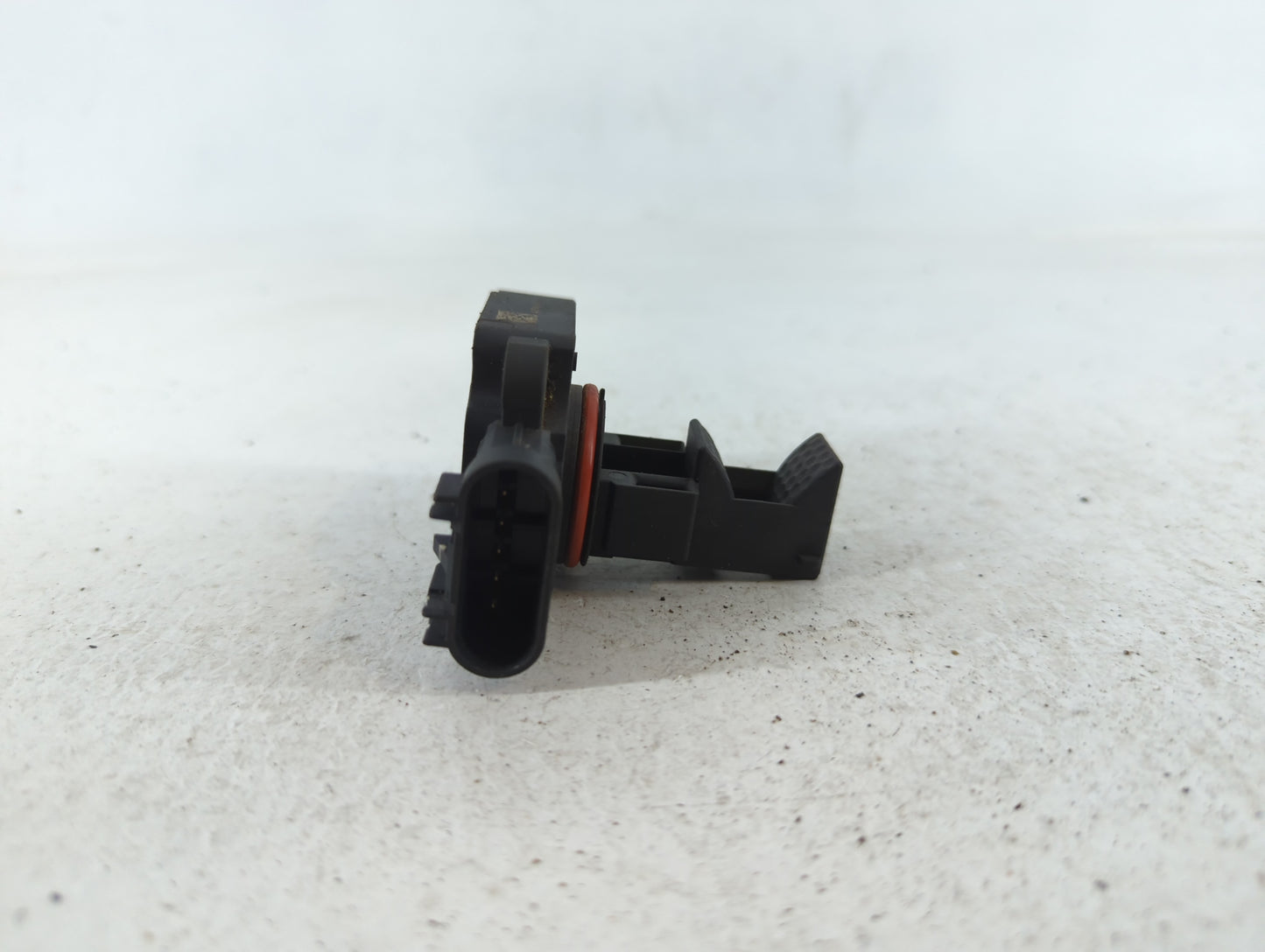 2009-2014 Gmc Yukon Xl 1500 Mass Air Flow Meter Maf - Oemusedautoparts1.com