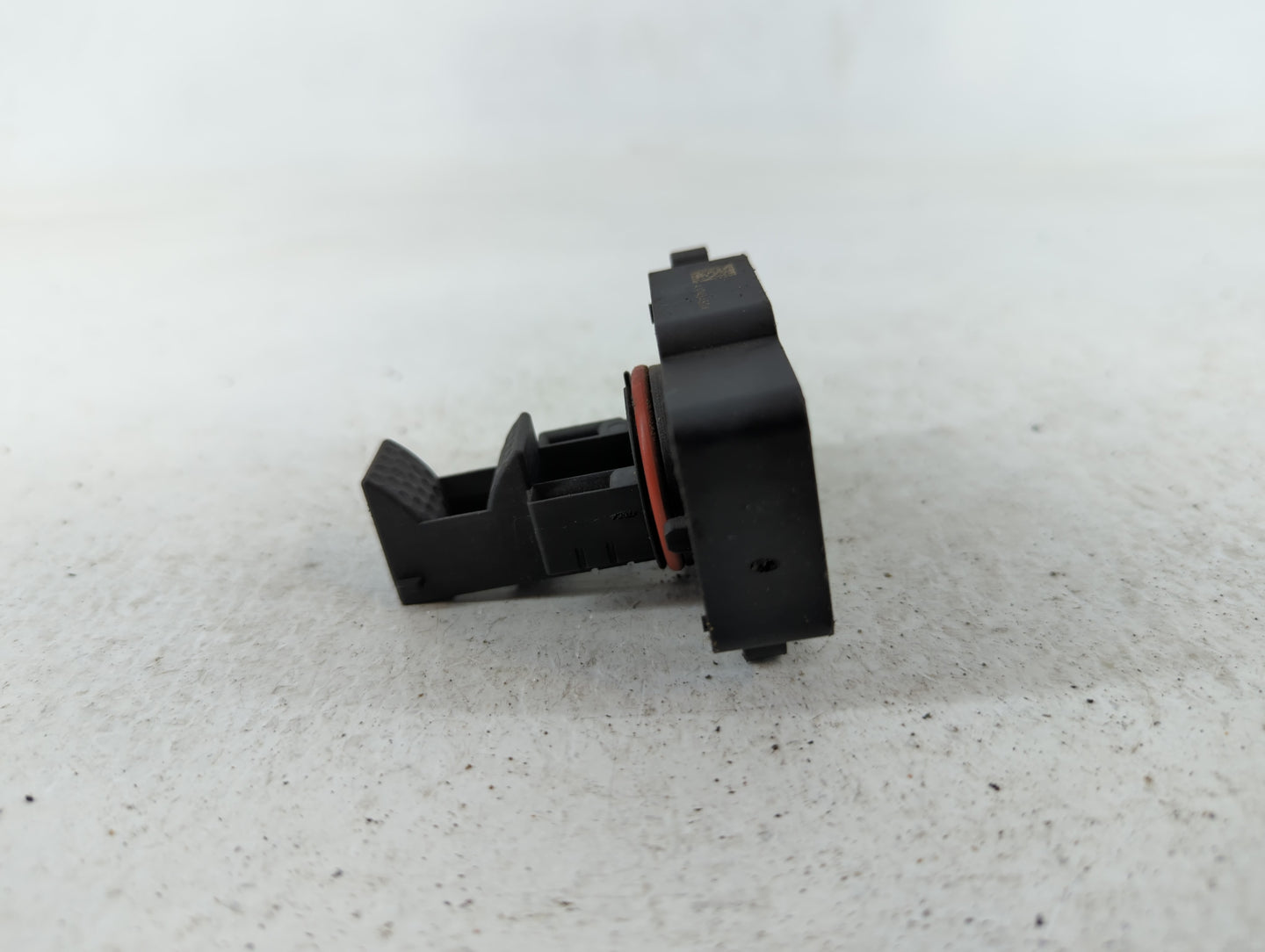 2009-2014 Gmc Yukon Xl 1500 Mass Air Flow Meter Maf - Oemusedautoparts1.com