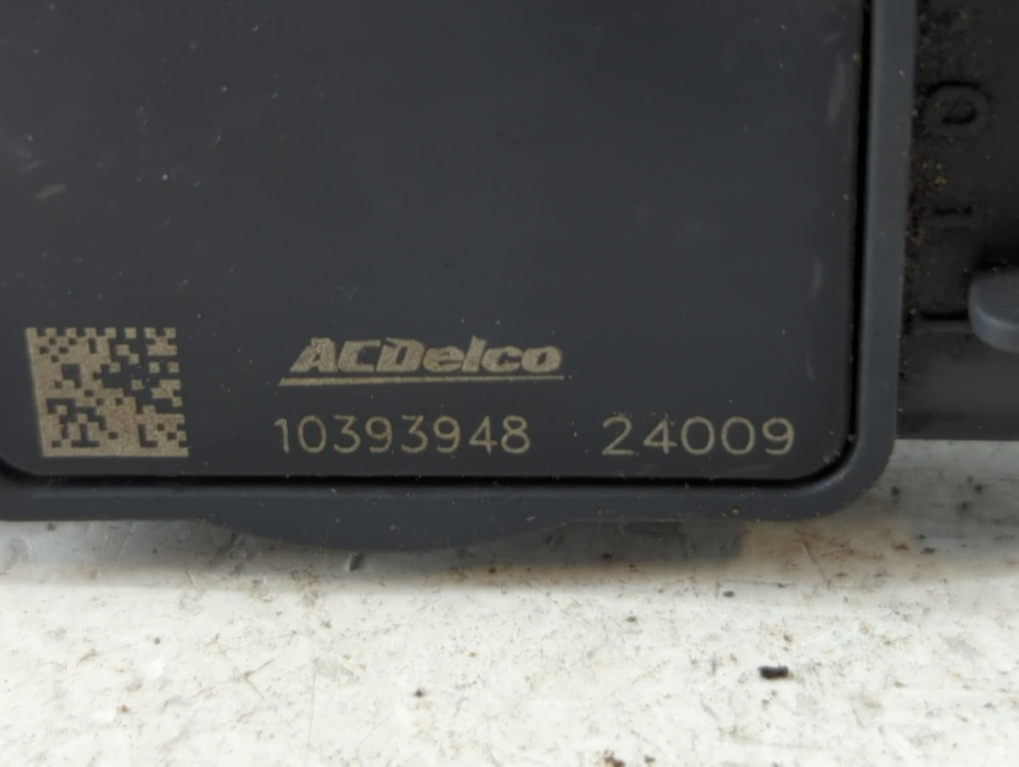 2009-2014 Gmc Yukon Xl 1500 Mass Air Flow Meter Maf - Oemusedautoparts1.com