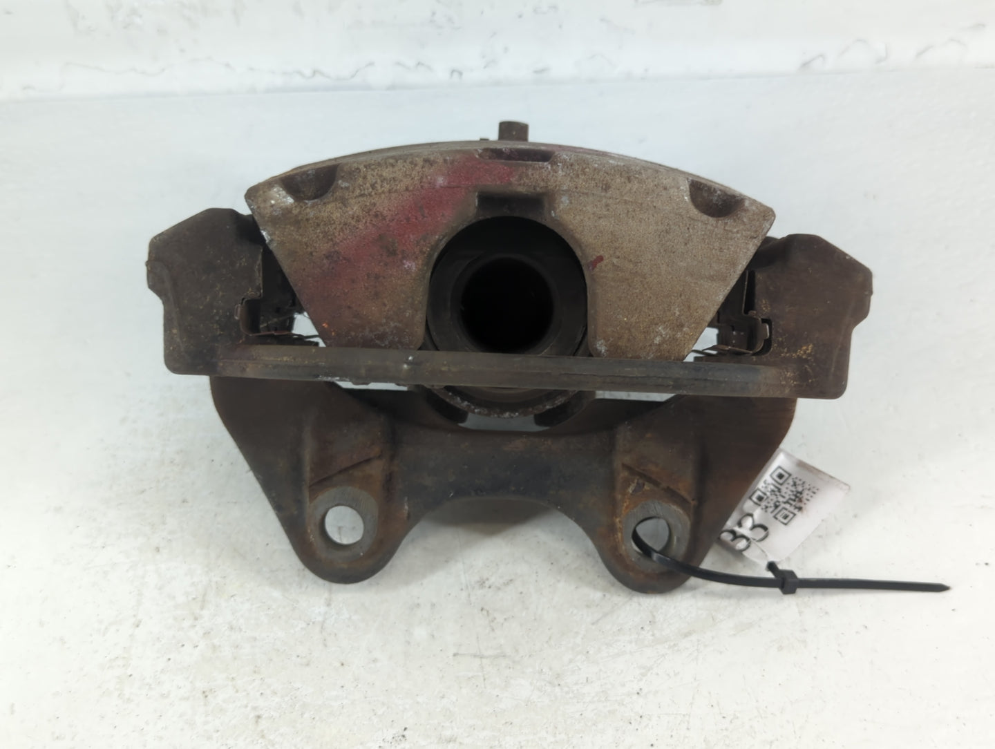 2007-2014 Gmc Yukon Xl 1500 Front Passenger Right Brake Caliper - Oemusedautoparts1.com