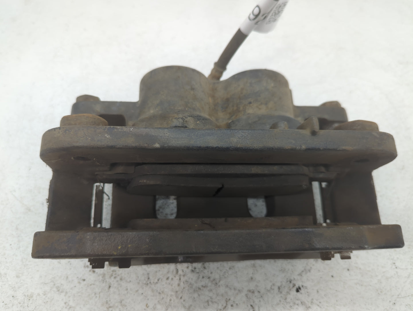 2007-2014 Gmc Yukon Xl 1500 Front Driver Left Brake Caliper - Oemusedautoparts1.com