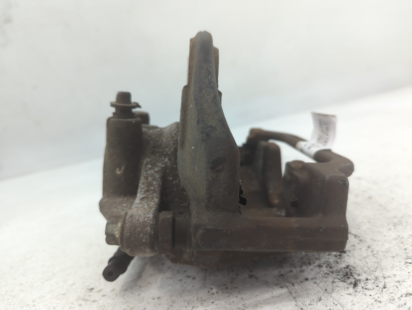 2007-2014 Gmc Yukon Xl 1500 Front Driver Left Brake Caliper 701372 - Oemusedautoparts1.com