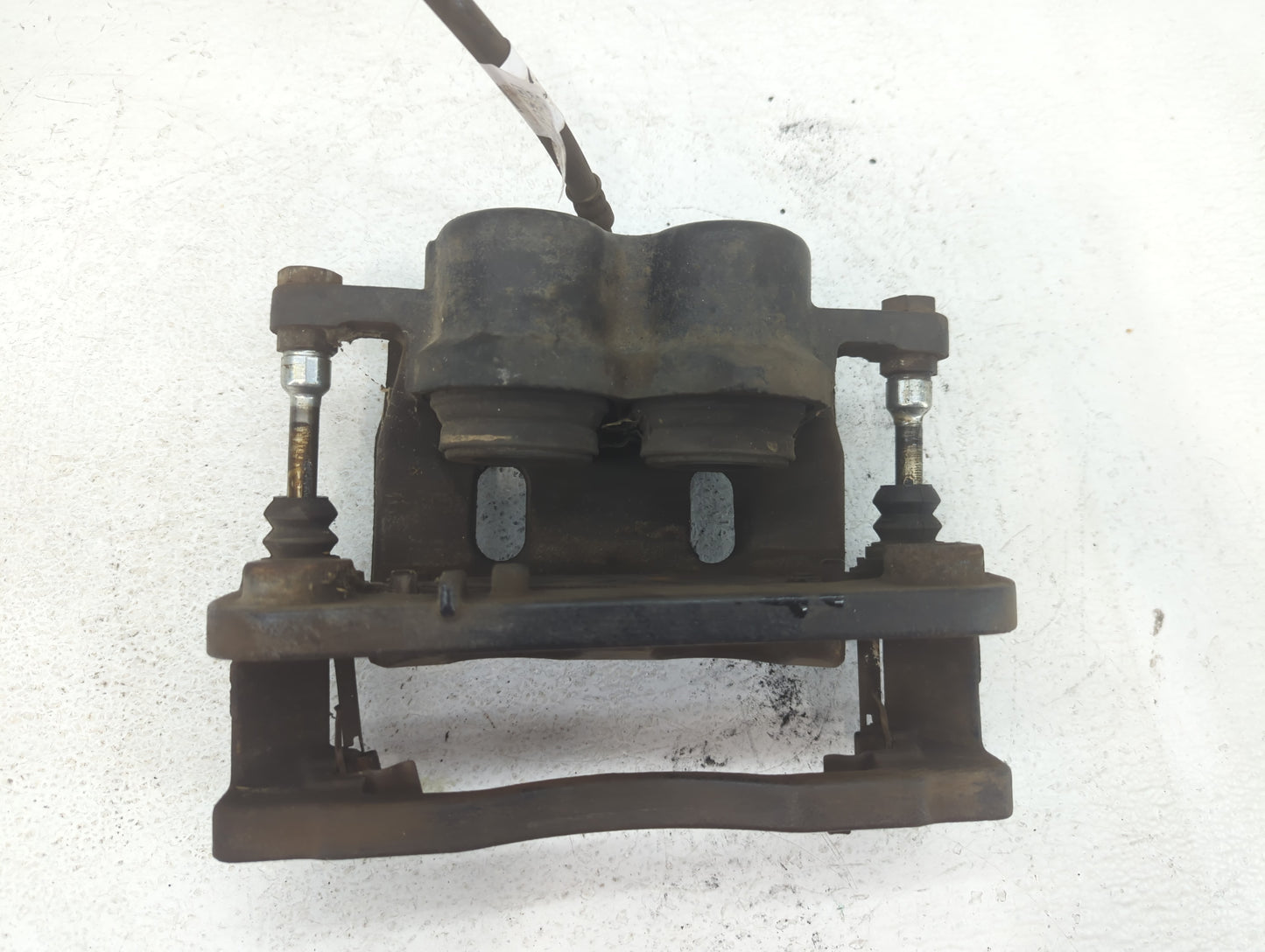 2007-2014 Gmc Yukon Xl 1500 Front Passenger Right Brake Caliper - Oemusedautoparts1.com