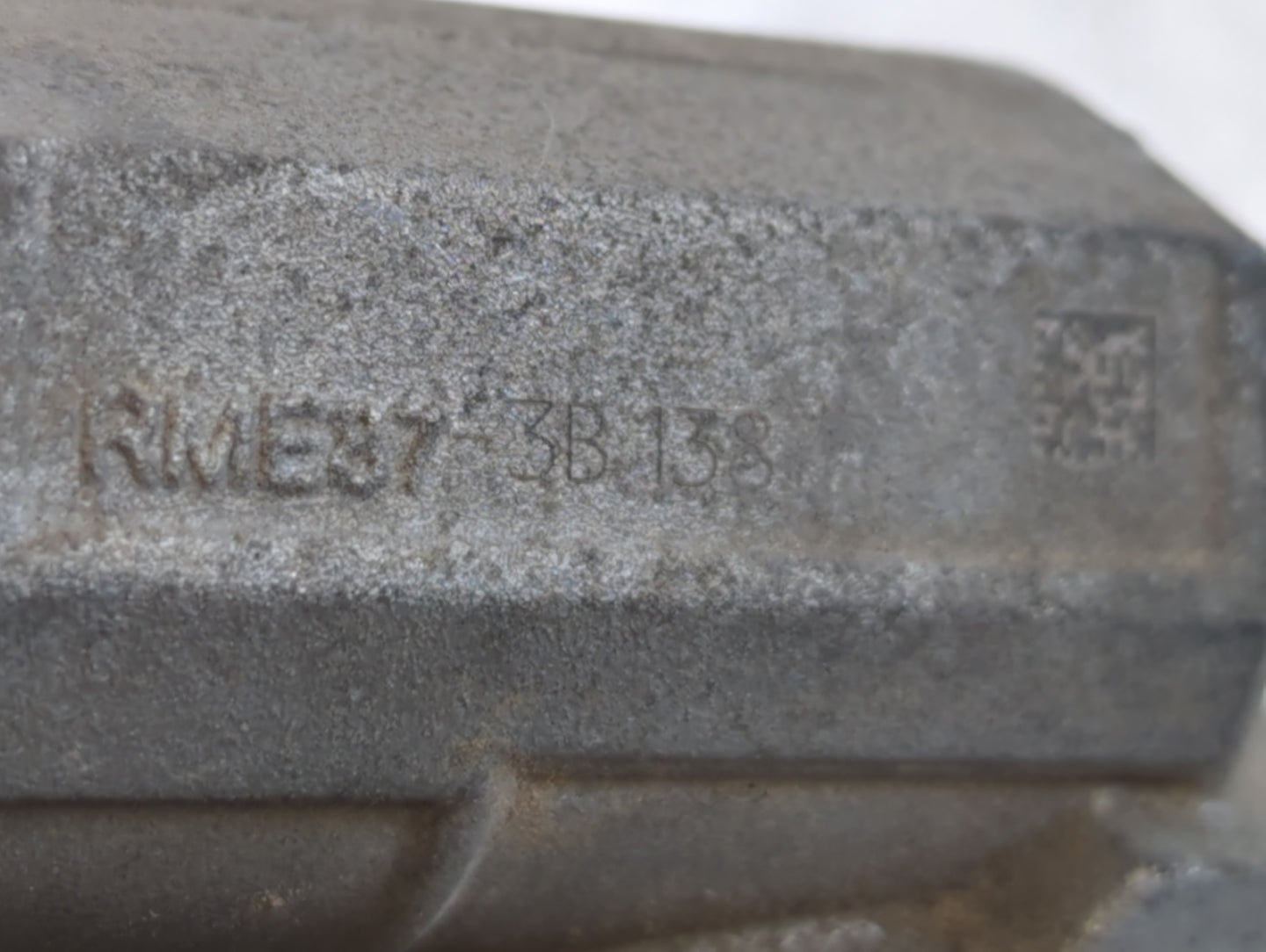 2009-2014 Gmc Yukon Xl 1500 Throttle Body P/N:RME87-3B138 Fits Fits 2009 2010 2011 2012 2013 2014 2015 OEM Used Auto Parts -