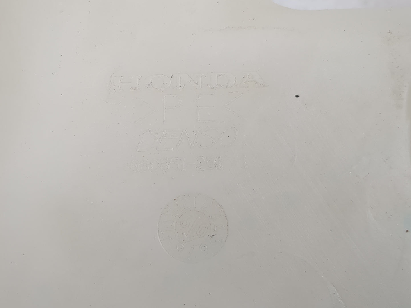 2008-2012 Honda Accord Windshield Washer Fluid Reservoir Bottle Oem - Oemusedautoparts1.com