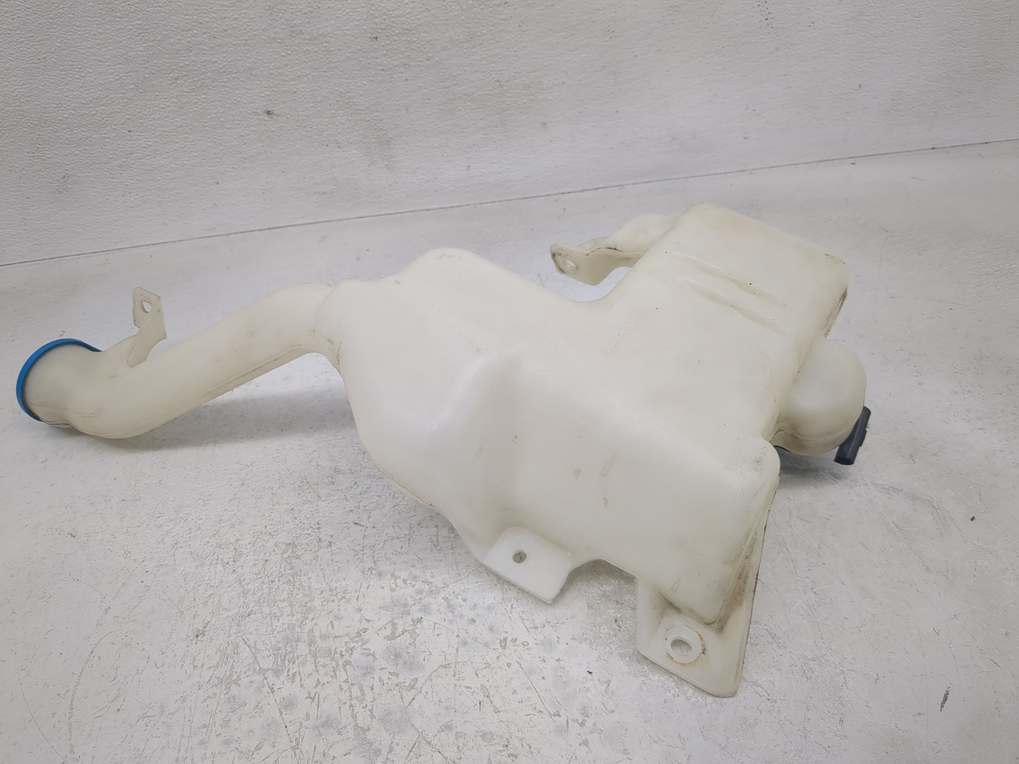 2008-2012 Honda Accord Windshield Washer Fluid Reservoir Bottle Oem - Oemusedautoparts1.com